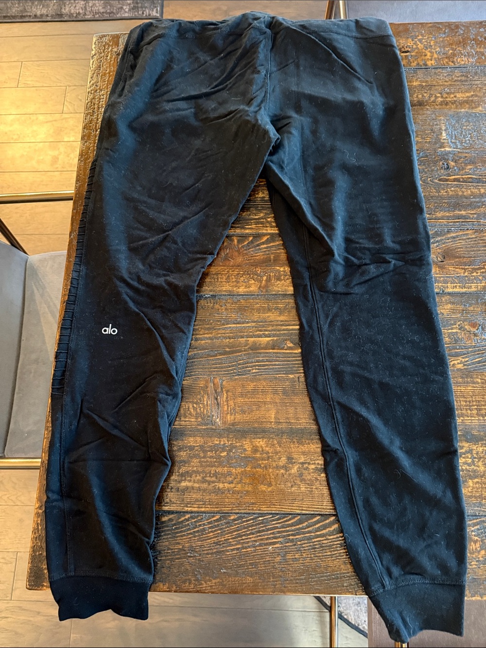 ALO Yoga Black Jogger Sweatpants